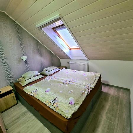 Regina Apartman Hegyko Exterior photo